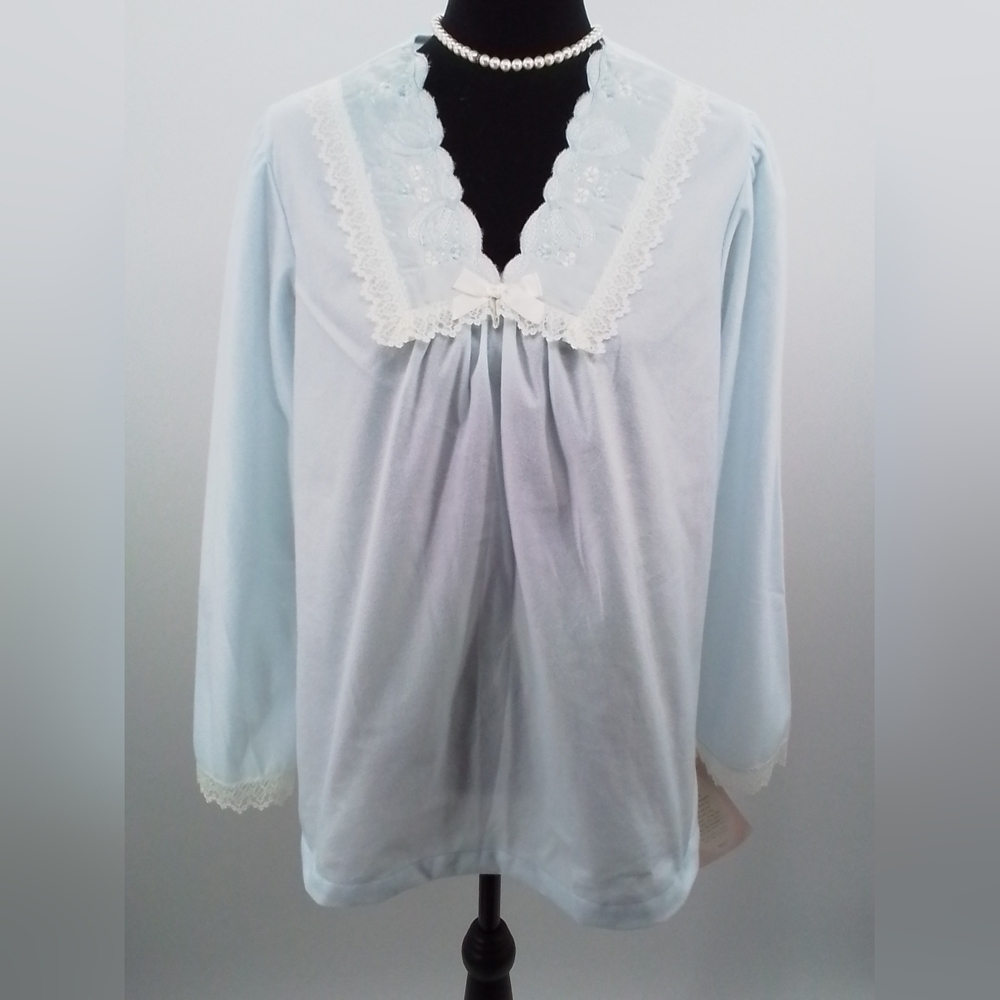 NWT Vtg Barbizon Cuddleskin Sleepwear Baby BLUE Sleep Top Shirt Long Sleeve Sz M